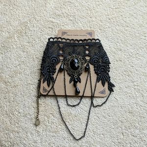 🎁3/$15 NWT black lace choker